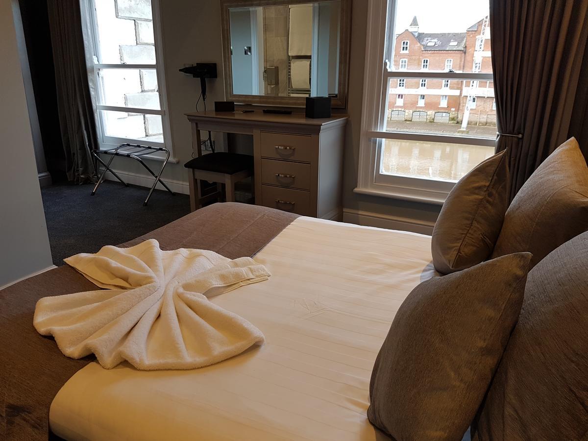 Lil'S Bar And Bistro Hotel York Bagian luar foto